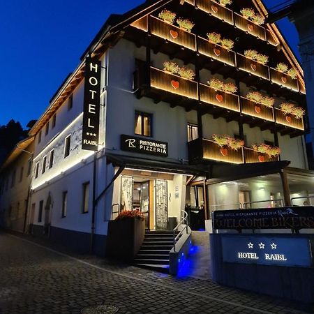 Hotel Raibl E Appartamenti ตาร์วีซีโอ ภายนอก รูปภาพ