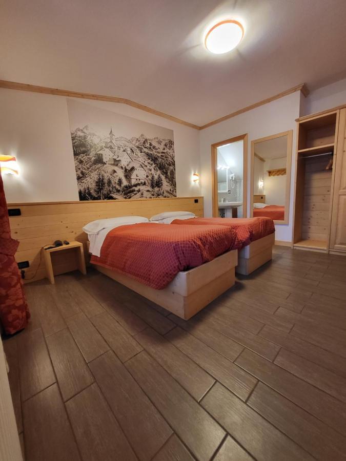 Hotel Raibl E Appartamenti ตาร์วีซีโอ ภายนอก รูปภาพ